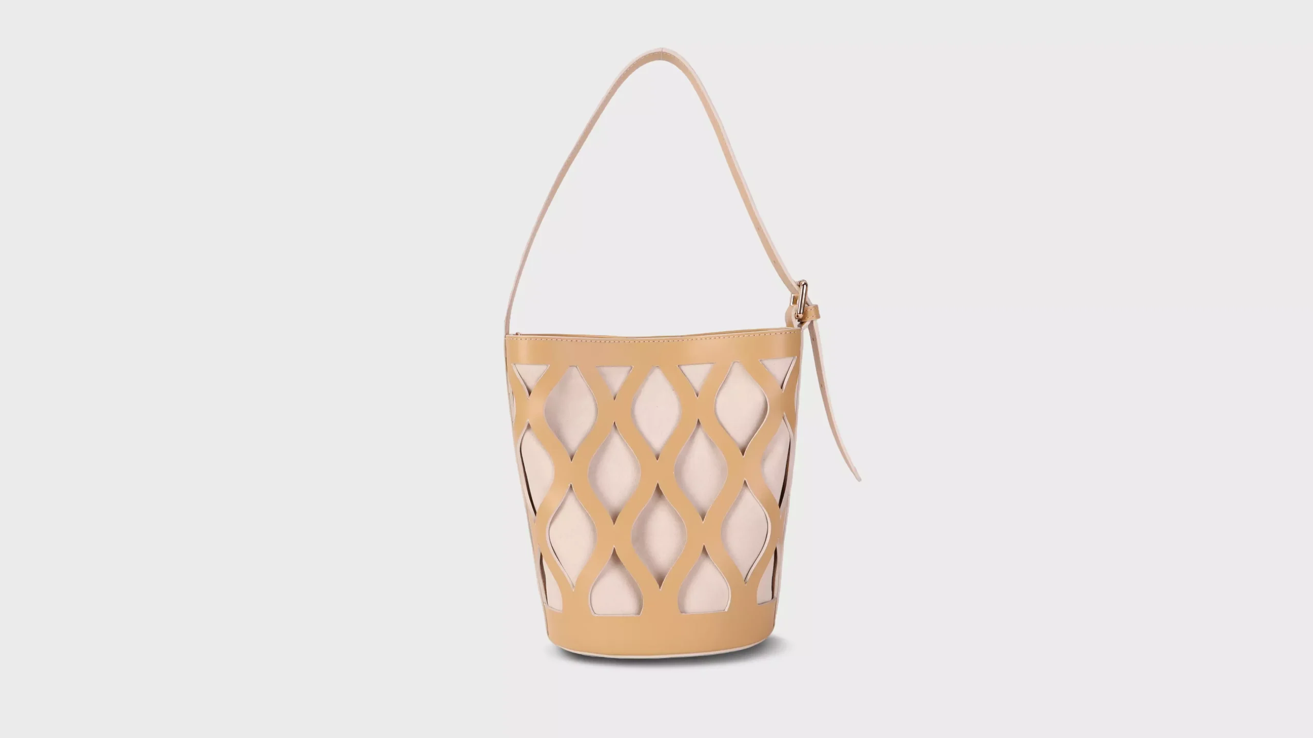 Leather Cut-out Bucket Bag in Smooth Leather – S8683