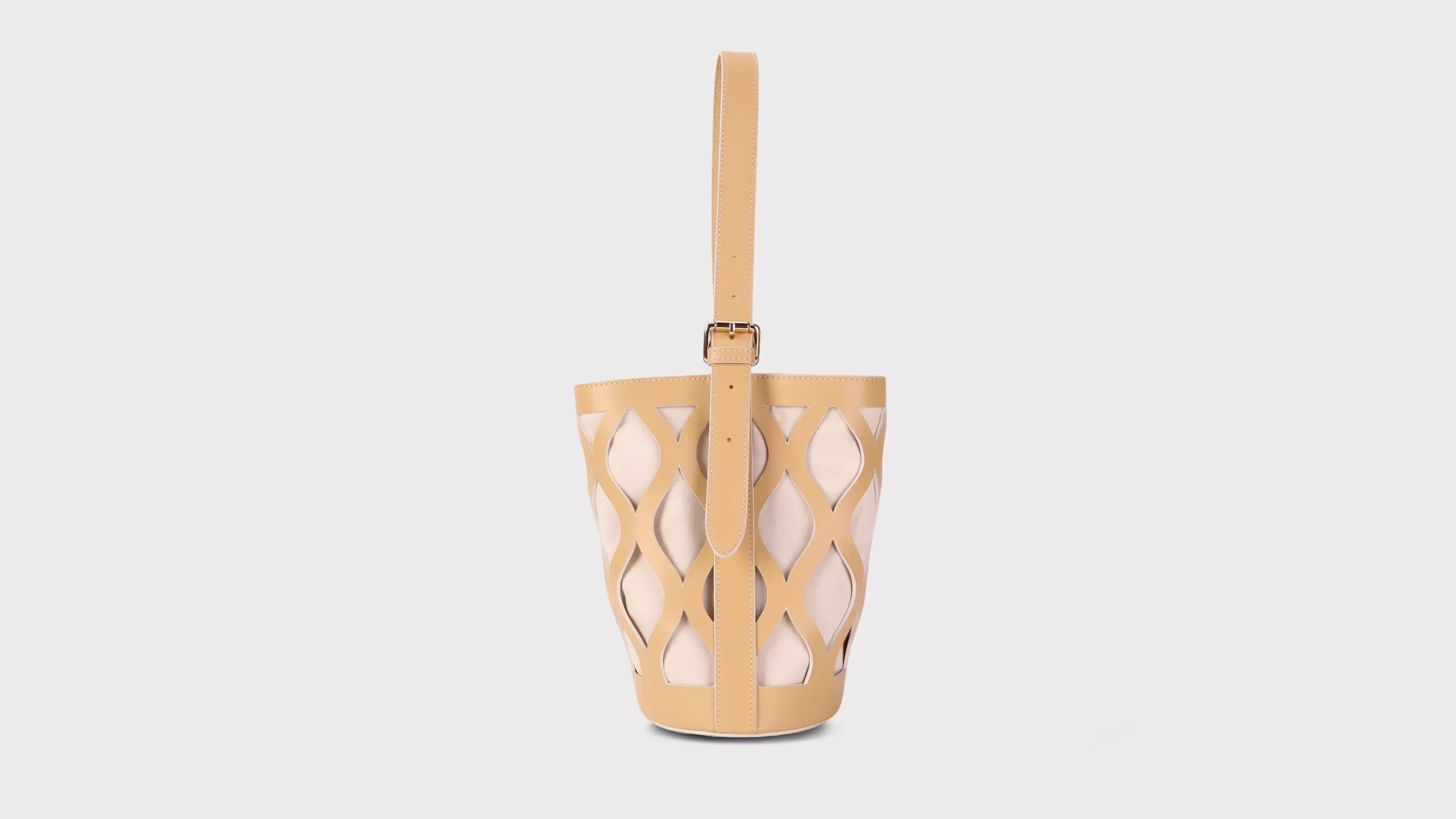 Leather Cut-out Bucket Bag in Smooth Leather – S8683