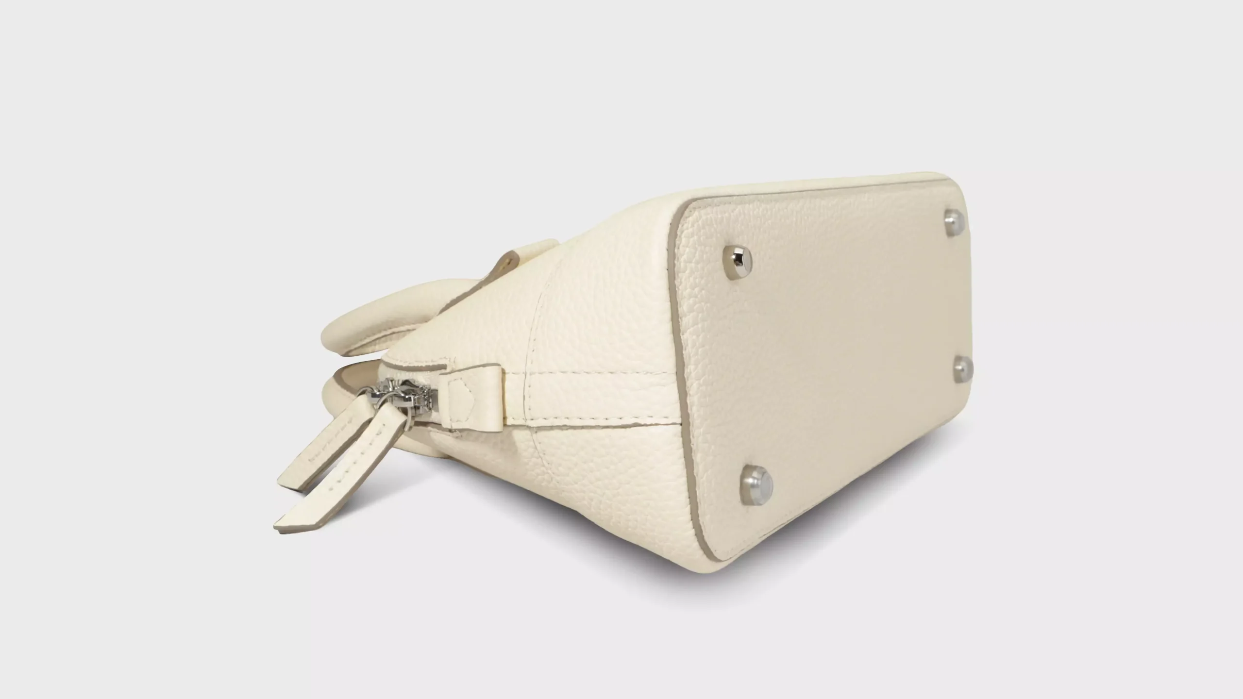 Leather Dome Bag in Cloud White Grained Cowhide – S9964