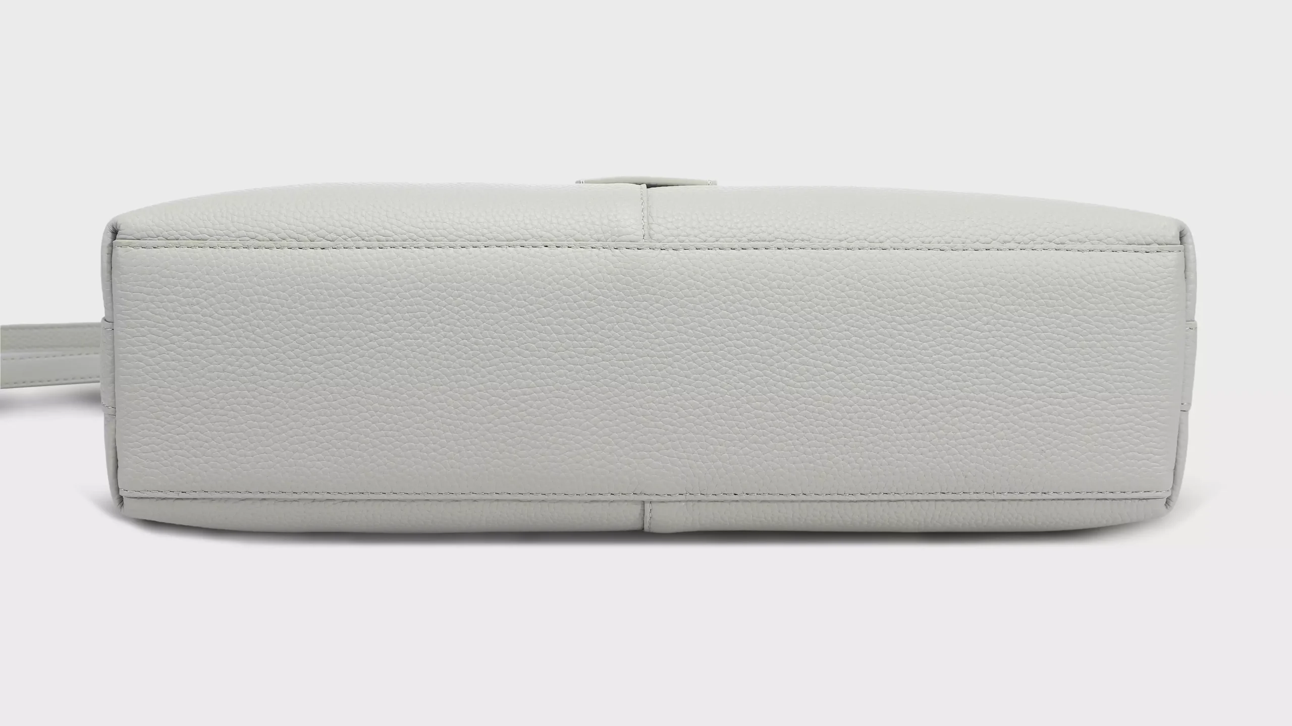 Leather Tote Shopping Bag in Pebble Grain – CS10479